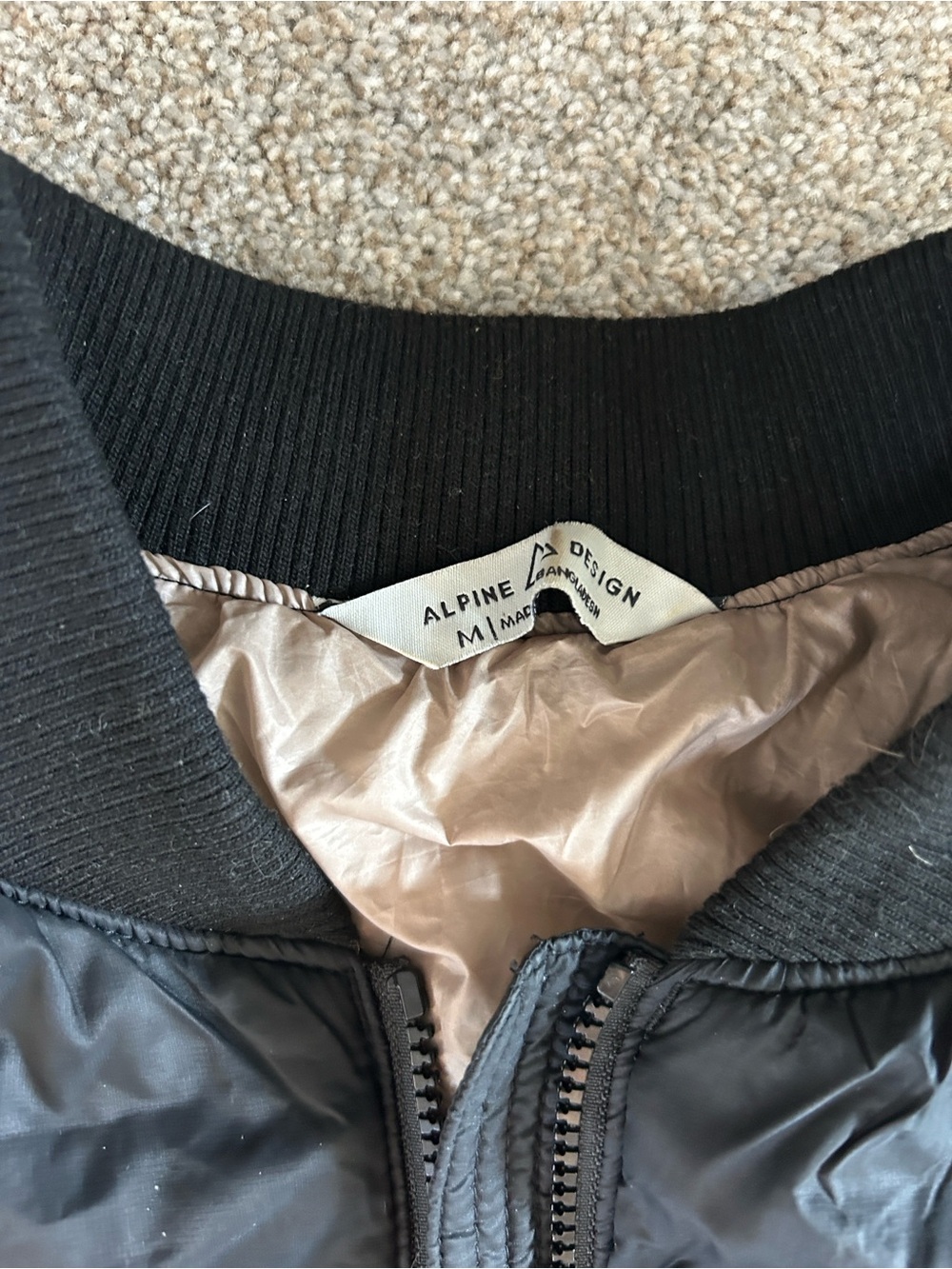 Alpine Design Vest - Picture 4 of 5